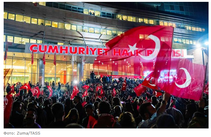 У Эрдогана проблемы: Его партия продула муниципальные выборы