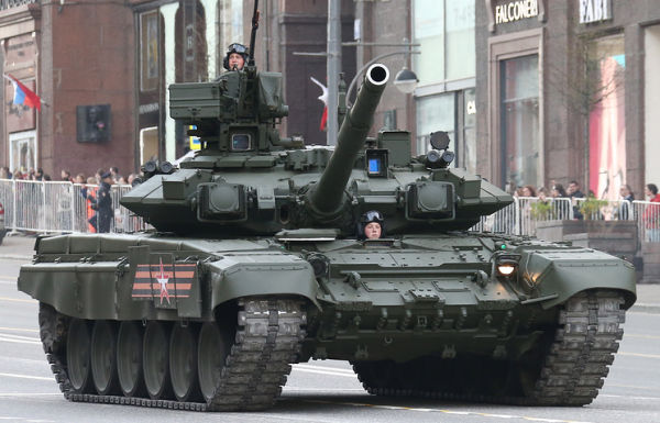 Российский основной боевой танк Т-90А