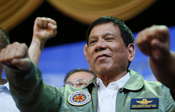 Филиппины обратились за поставками оружия к КНР и РФ из-за жестких условий США