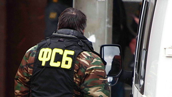Спецназ ФСБ задействовал роботов в ходе учений по освобождению заложников в Крыму