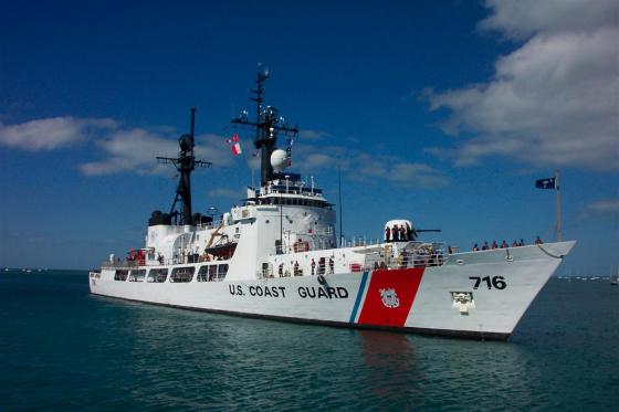 США передали Береговой охране Вьетнама патрульный катер класса "Гамильтон"