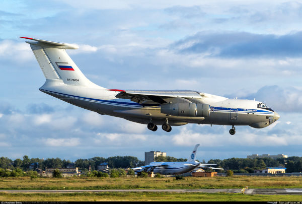 Газета сообщила о сокращении заказа на Ил-76МД-90А из-за неверного расчета цены
