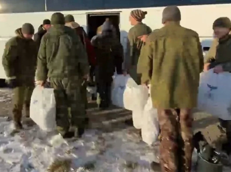 Минобороны сообщило о возвращении из Украины 63 пленных военнослужащих РФ