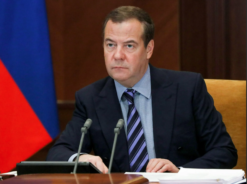 «Крах основ и принципов»: Медведев заявил об обрушении системы международного права