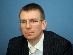 Ринкевич предлагает запретить въезд в Латвию "сторонникам Кремля"