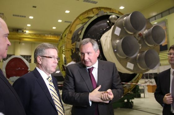 Рогозин: Россия продолжит поставлять в США ракетные двигатели несмотря на санкции