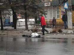"Убийство людей на остановке в Донецке - это теракт"