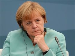 Меркель посоветовала грекам остаться в еврозоне