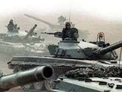 Белоруссия: НАТО стягивает тяжелое вооружение к границе
