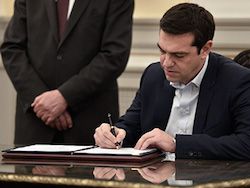 Греческий премьер отказался приносить присягу на Библии