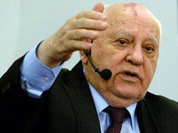 Горбачев назвал заявление об аннексии ГДР чушью