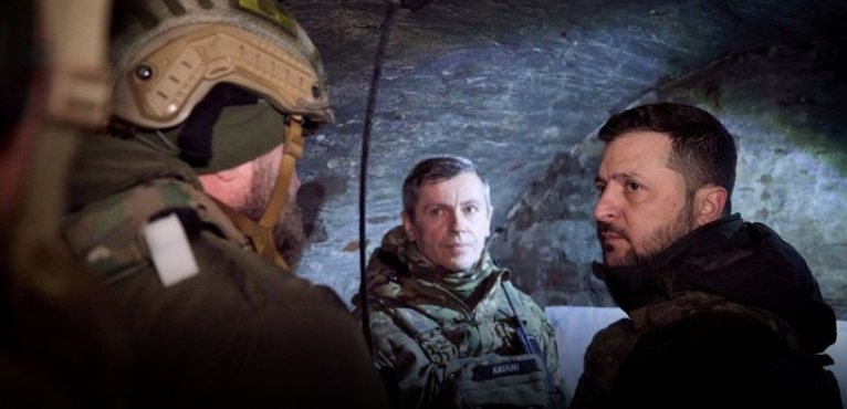 ВНЕЗАПНЫЙ ХОД И ПЛЕНЕНИЕ ТЫСЯЧИ - НЕБРАТЬЯ ВОЙДУТ В УЧЕБНИКИ: ЧТО ПРОИСХОДИТ НА ФРОНТАХ СВО