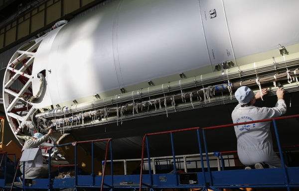 " "     $10   Falcon 9