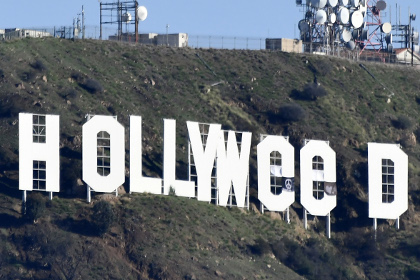    Hollywood   