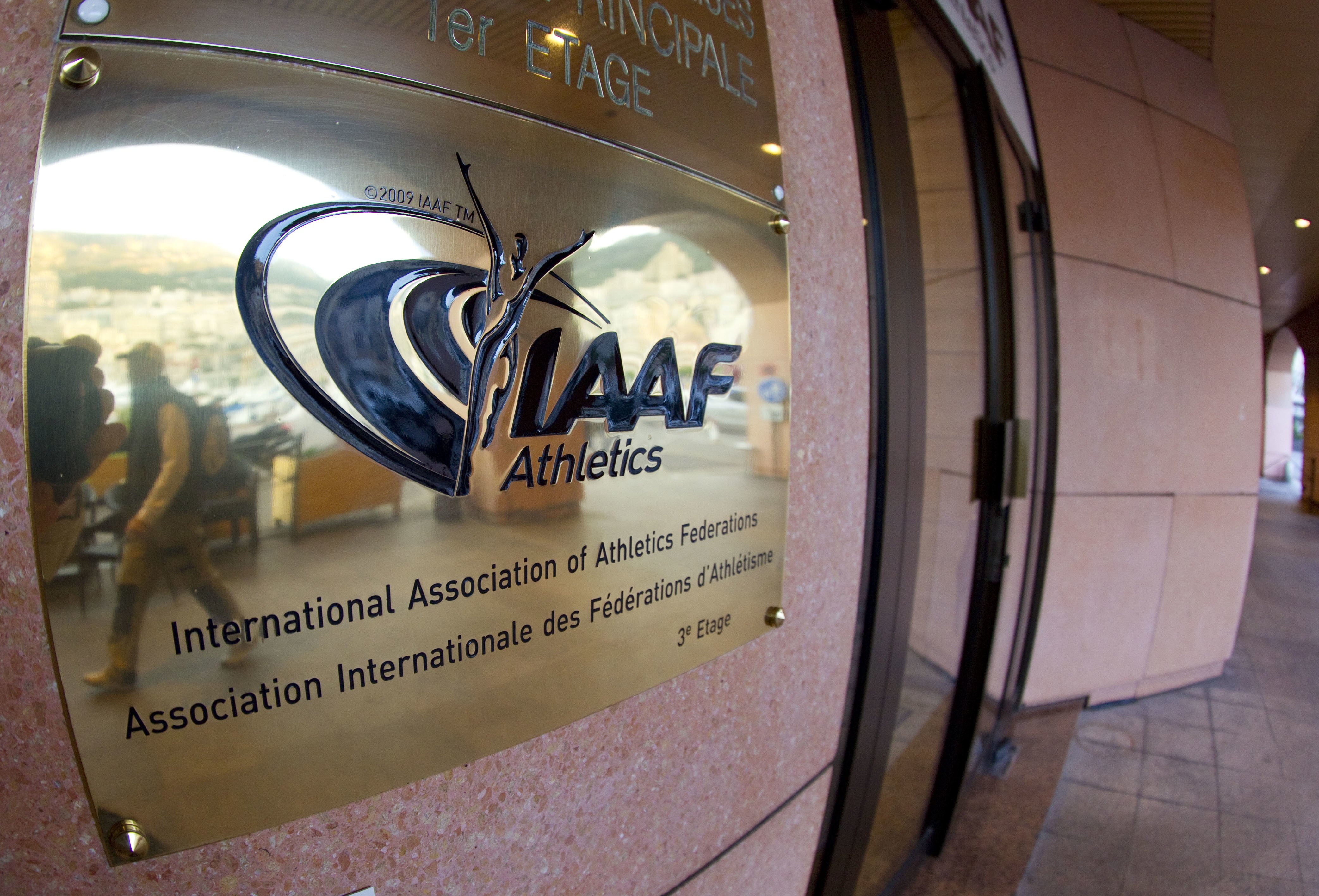  IAAF       