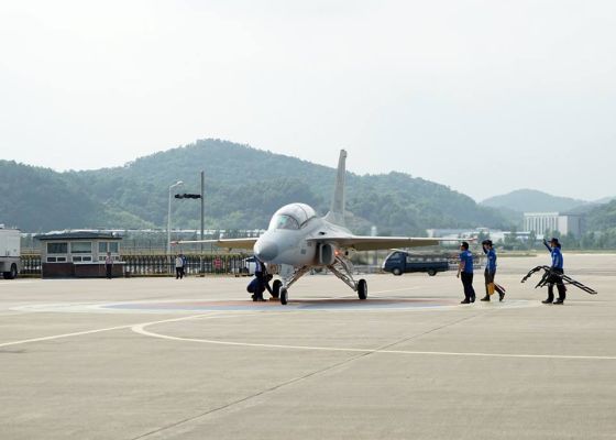  FA-50    