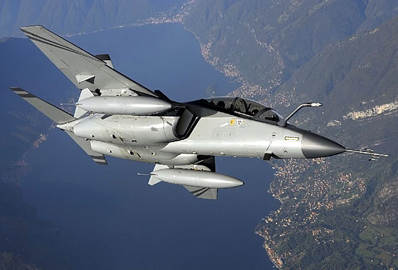   Leonardo     -  M-346