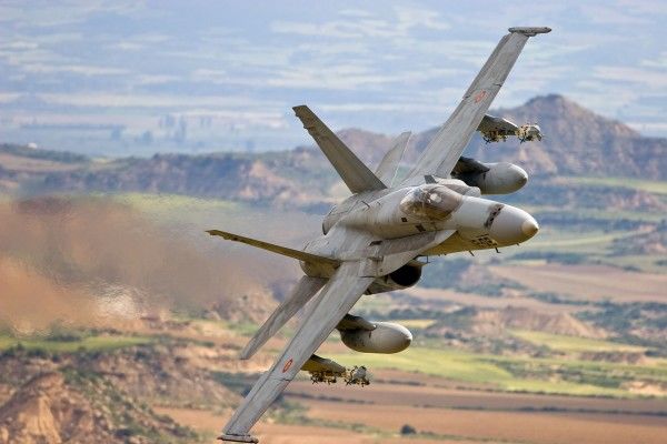 Indra       F/A-18  