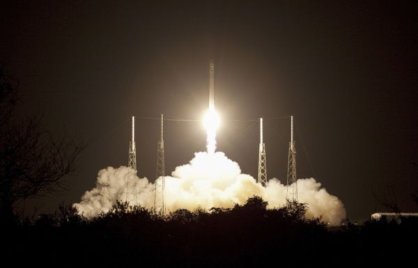 SpaceX   Falcon 9    EchoStar 23