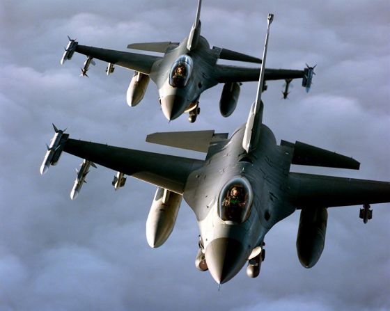     F-15  F-16