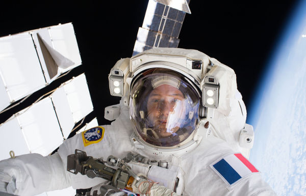  NASA        