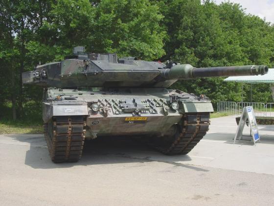 Jenoptik       Leopard 2
