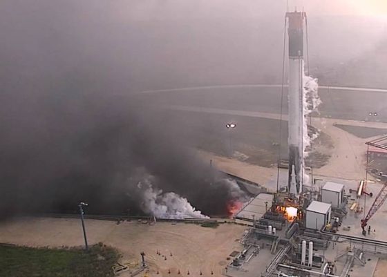 SpaceX        Falcon 9