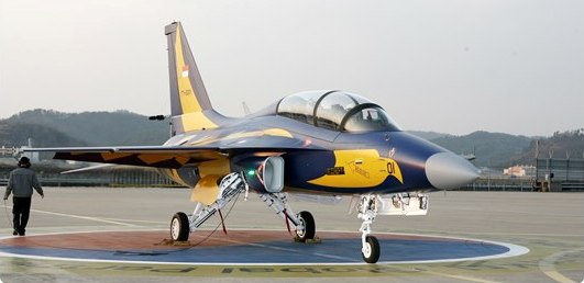  KAI      T-50i  