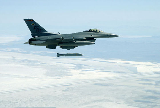    F-16      