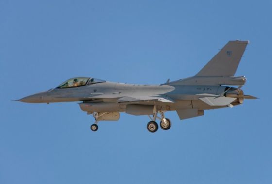      F-16