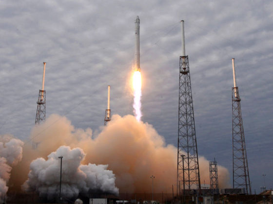 SpaceX     Falcon 9
