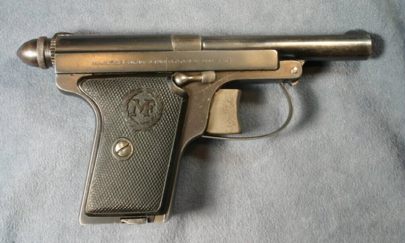     (Le Francais Type Policeman),    (Le Franais Type Armee),   7.65 