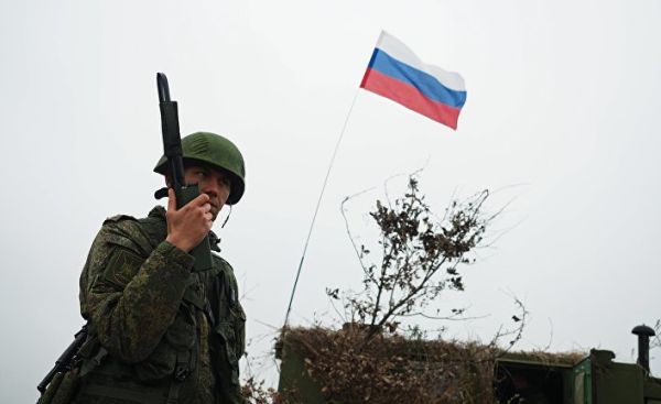 Военнослужащий ВС РФ Военнослужащий ВС РФ