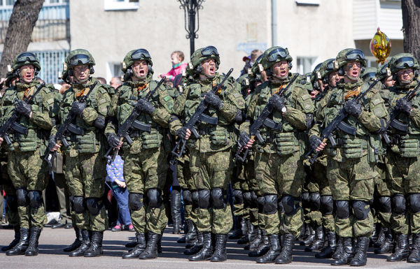 Военнослужащие ВС РФ Военнослужащие ВС РФ
