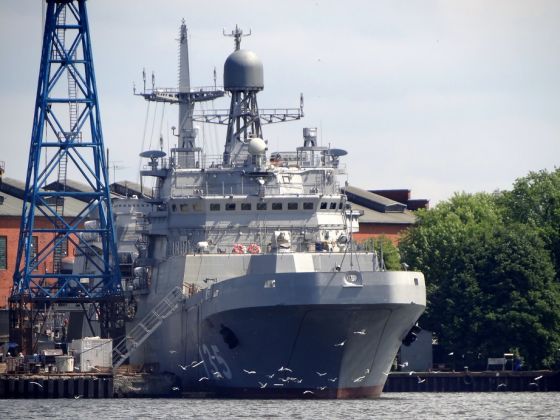 БДК "-Иван Грен"- БДК "-Иван Грен"-