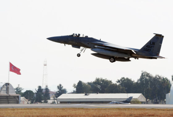 Истребитель F-15C Истребитель F-15C