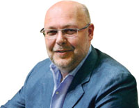 Александр Левин